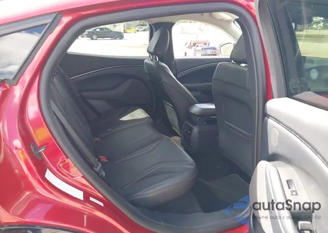 2023 Ford Mustang Mach-E Premium z USA, uszkodzony, nr VIN 3FMTK3SUXPMB05852